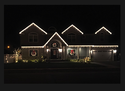 Christmas Light Decorators Near Me | Christmas Lights